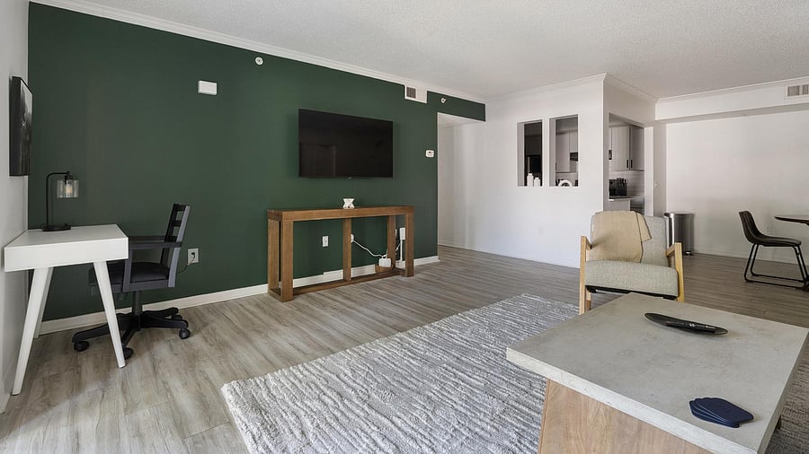 Furnished Finder property 1010399_12 photo 3