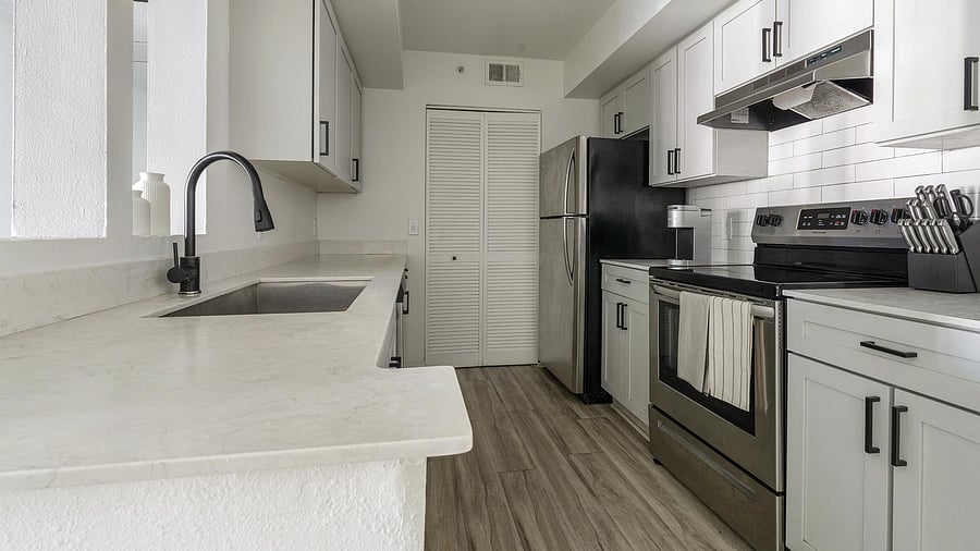 Furnished Finder property 1010399_12 photo 4