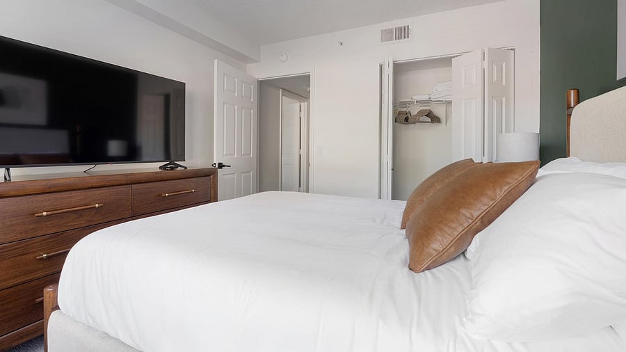 Furnished Finder property 1010399_12 photo 10