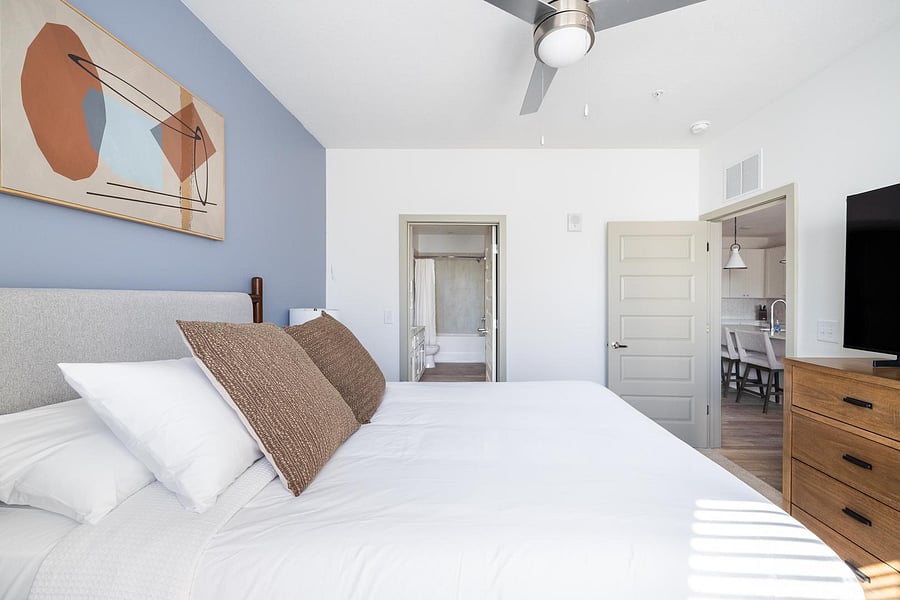 Furnished Finder property 1010400_3 photo 15