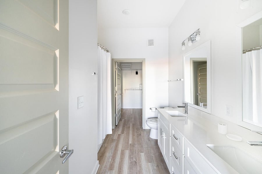 Furnished Finder property 1010400_4 photo 14