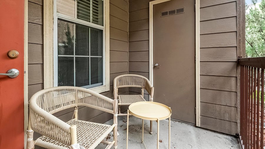 Furnished Finder property 1010418_10 photo 11