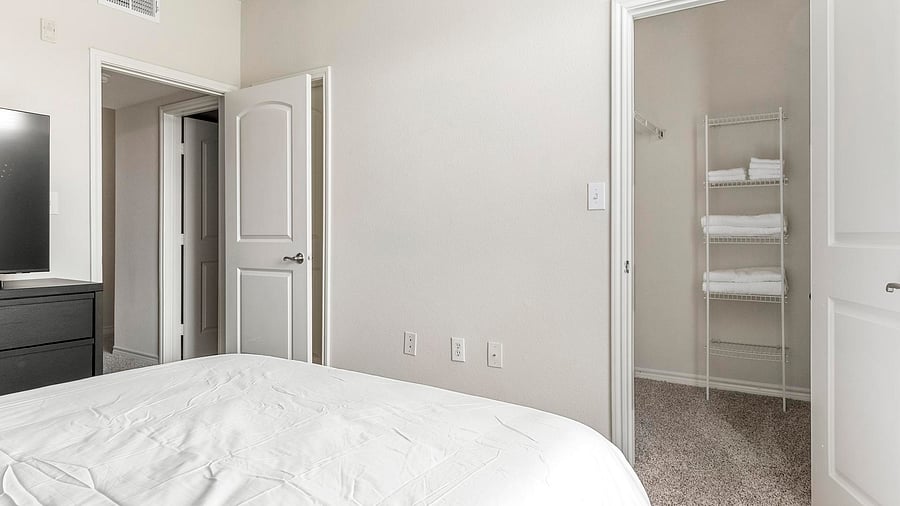 Furnished Finder property 1010418_3 photo 10