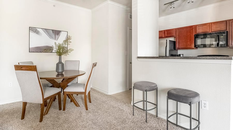 Furnished Finder property 1010418_3 photo 7