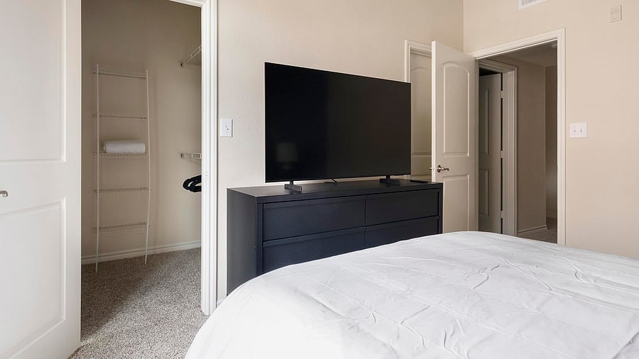Furnished Finder property 1010418_4 photo 13