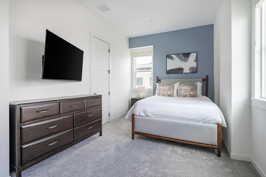 Furnished Finder property 1010428_10 photo 14