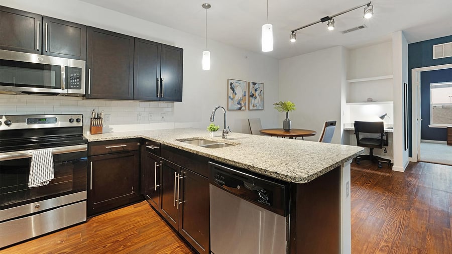 Furnished Finder property 1010431_9 photo 6