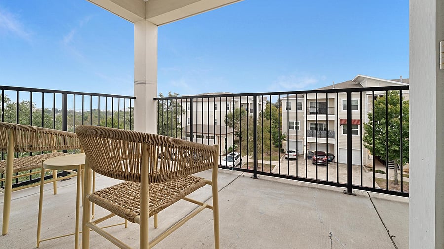 Furnished Finder property 1010431_9 photo 12