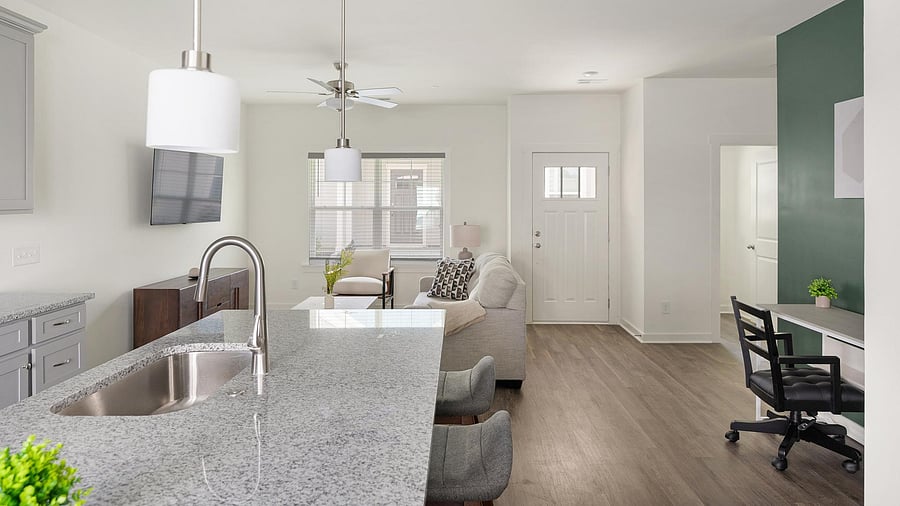 Furnished Finder property 1010432_13 photo 12