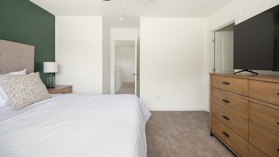 Furnished Finder property 1010432_13 photo 21