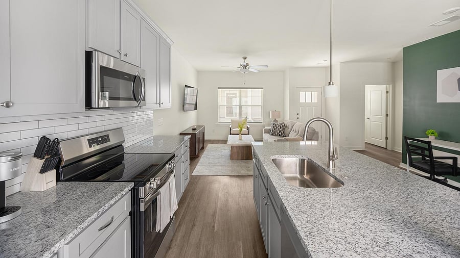 Furnished Finder property 1010432_13 photo 13