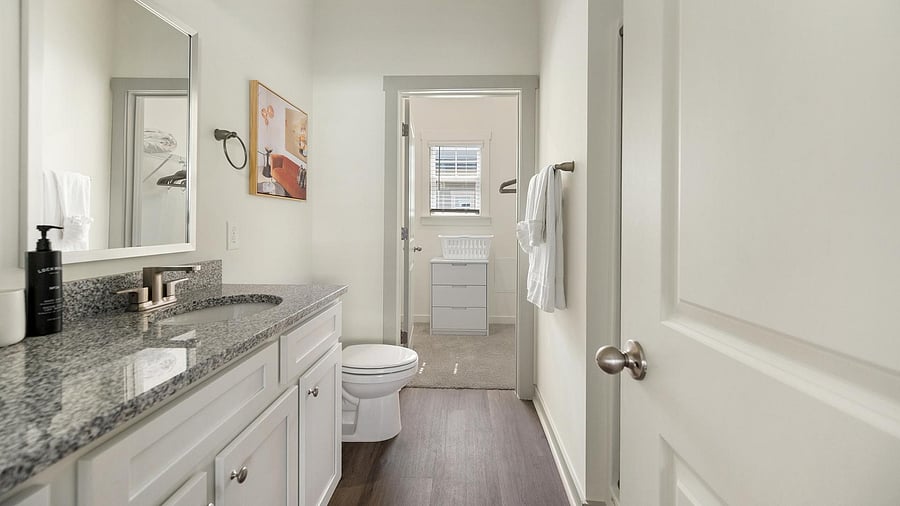 Furnished Finder property 1010432_14 photo 33