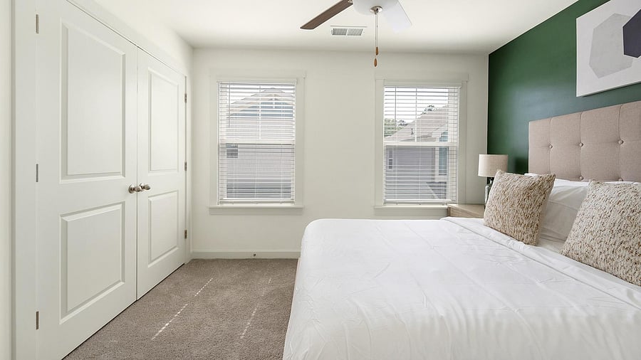 Furnished Finder property 1010432_14 photo 22