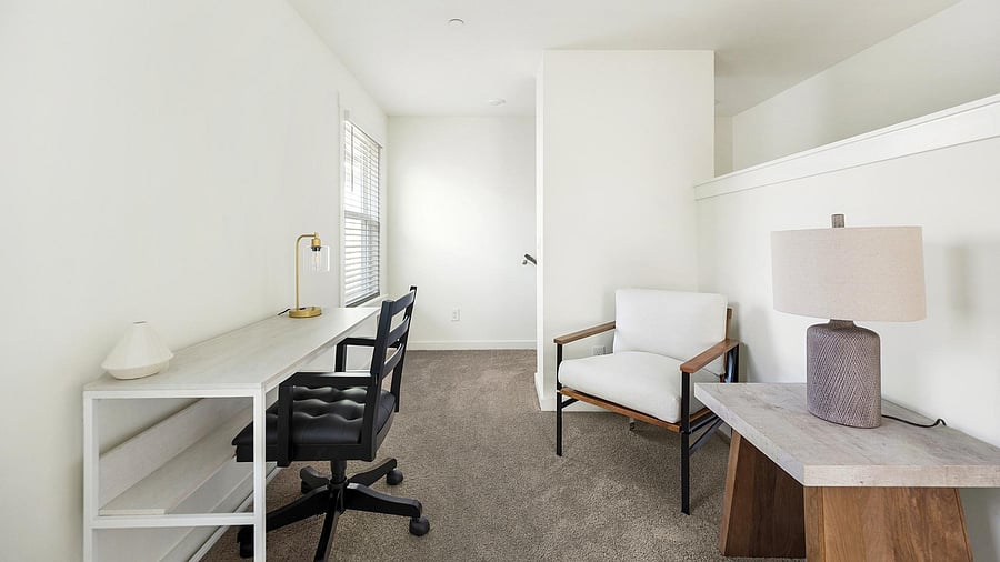 Furnished Finder property 1010432_14 photo 13