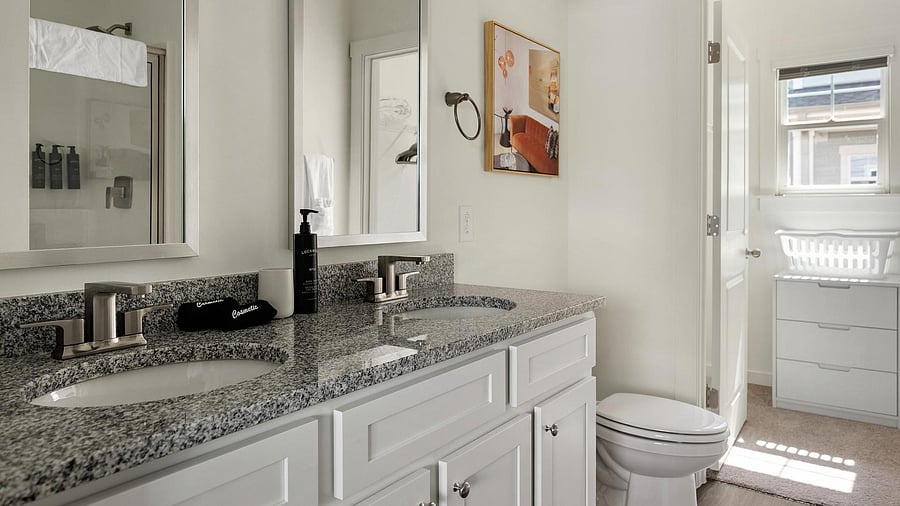 Furnished Finder property 1010432_14 photo 32