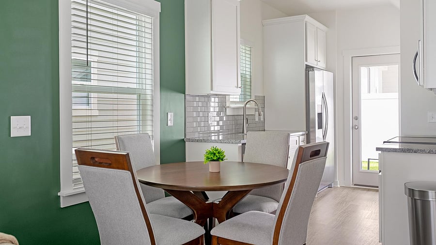 Furnished Finder property 1010432_21 photo 8