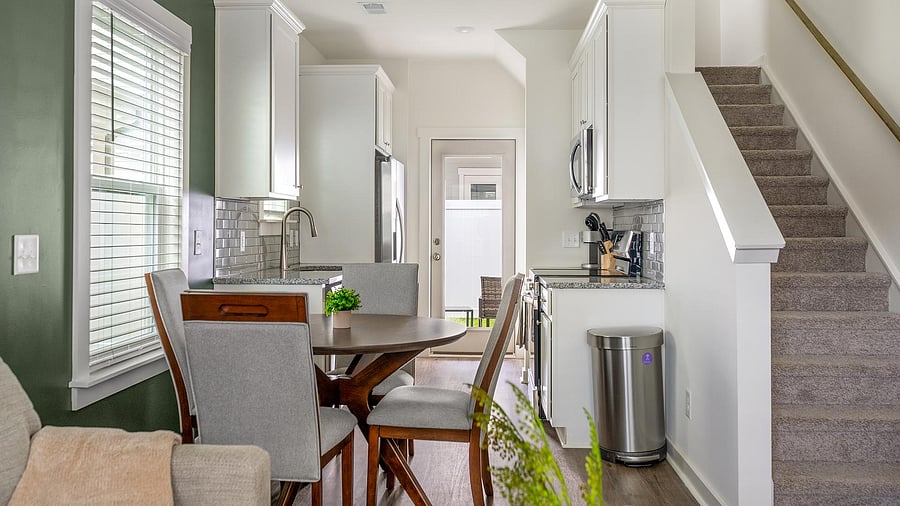 Furnished Finder property 1010432_21 photo 5