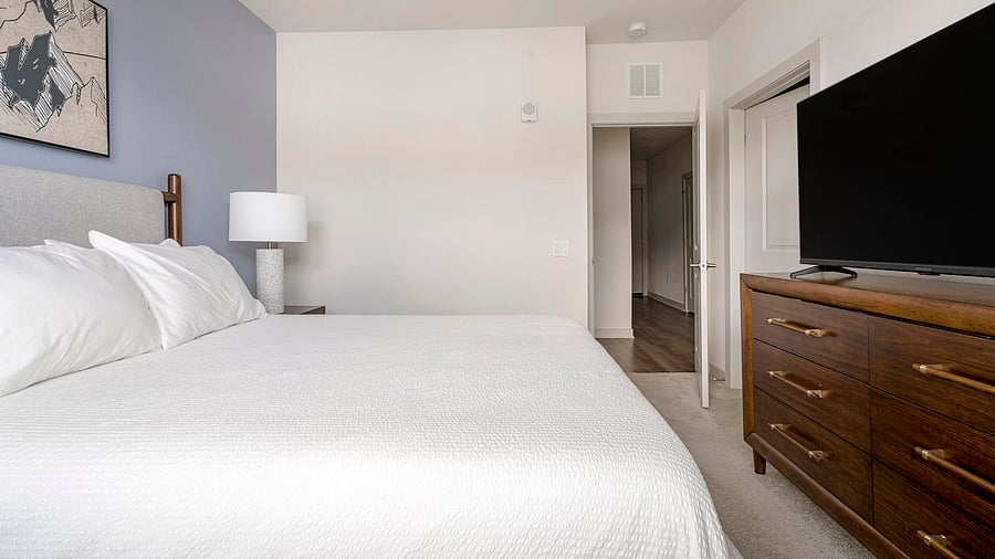Furnished Finder property 1010444_5 photo 32