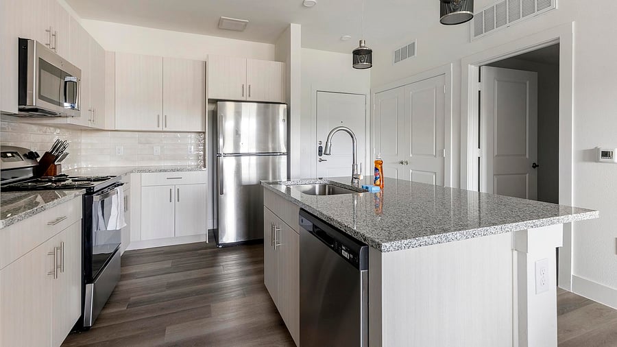 Furnished Finder property 1010465_1 photo 31