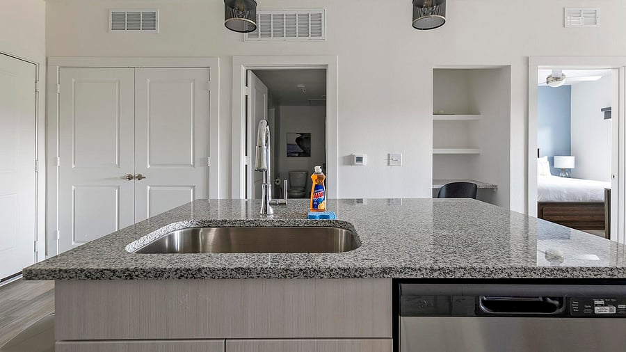 Furnished Finder property 1010465_1 photo 30