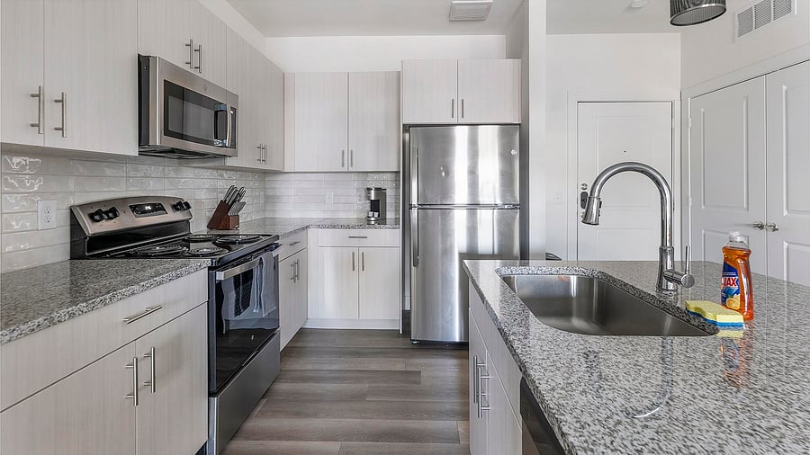 Furnished Finder property 1010465_10 photo 7