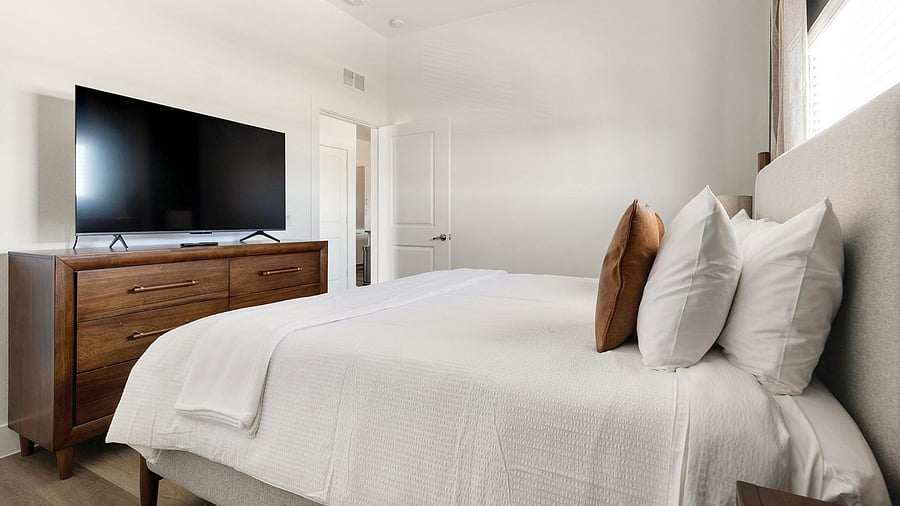 Furnished Finder property 1010465_11 photo 17