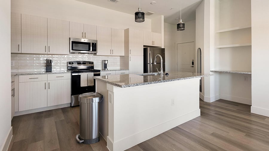 Furnished Finder property 1010465_11 photo 9