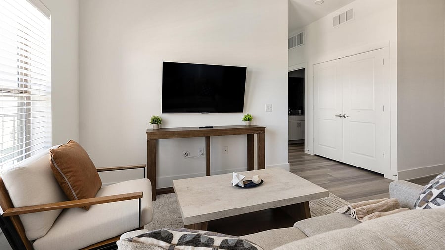 Furnished Finder property 1010465_11 photo 2