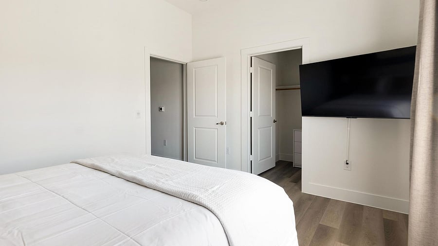 Furnished Finder property 1010465_11 photo 22