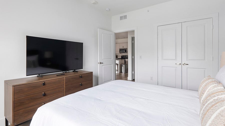 Furnished Finder property 1010465_13 photo 19