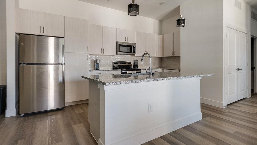 Furnished Finder property 1010465_14 photo 9