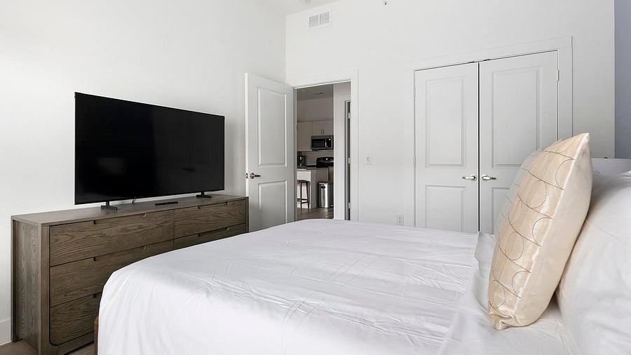 Furnished Finder property 1010465_3 photo 50
