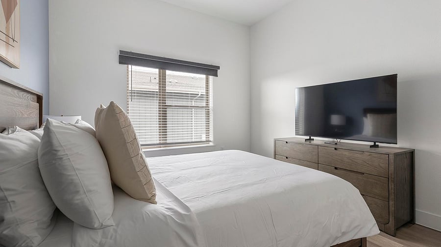 Furnished Finder property 1010465_3 photo 46
