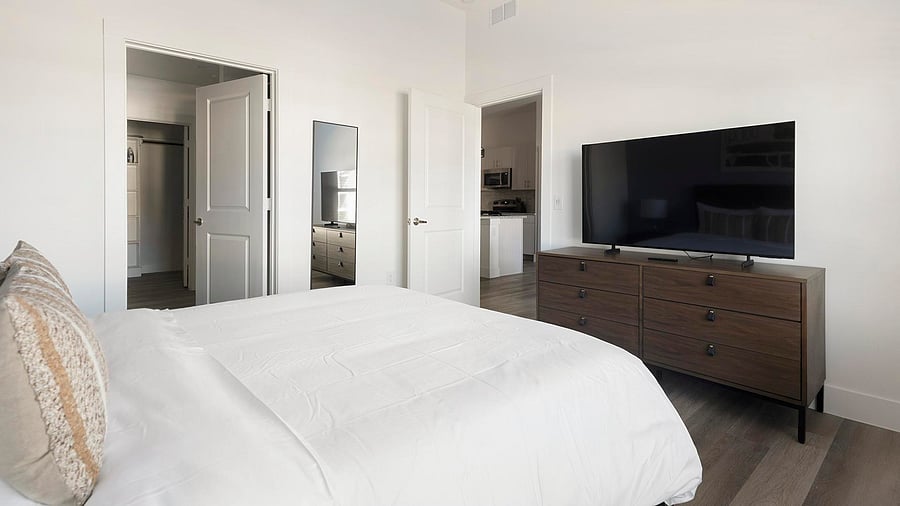 Furnished Finder property 1010465_6 photo 13