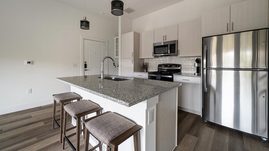 Furnished Finder property 1010465_9 photo 5