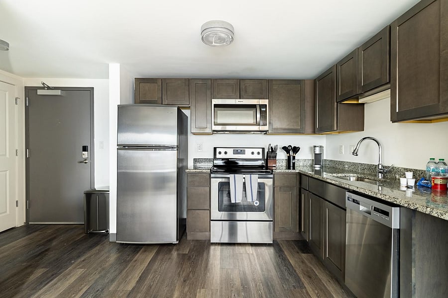 Furnished Finder property 1010467_2 photo 8