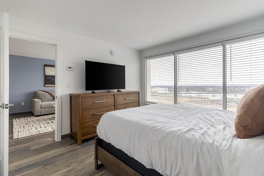 Furnished Finder property 1010467_5 photo 9