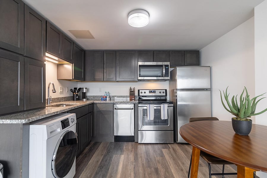 Furnished Finder property 1010467_5 photo 5