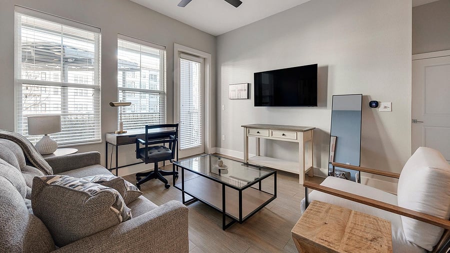 Furnished Finder property 1010478_10 photo 3
