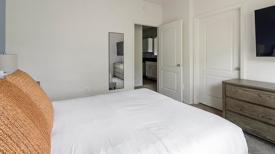 Furnished Finder property 1010489_1 photo 11