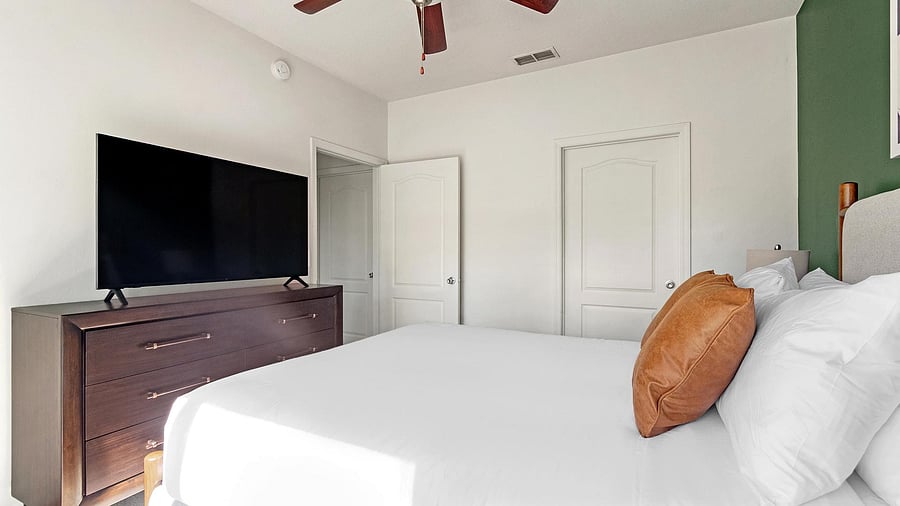 Furnished Finder property 1010489_9 photo 13