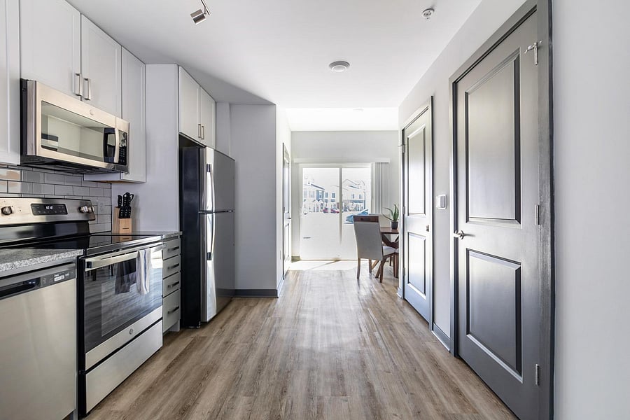 Furnished Finder property 1010496_10 photo 7