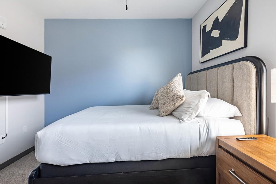 Furnished Finder property 1010496_10 photo 14
