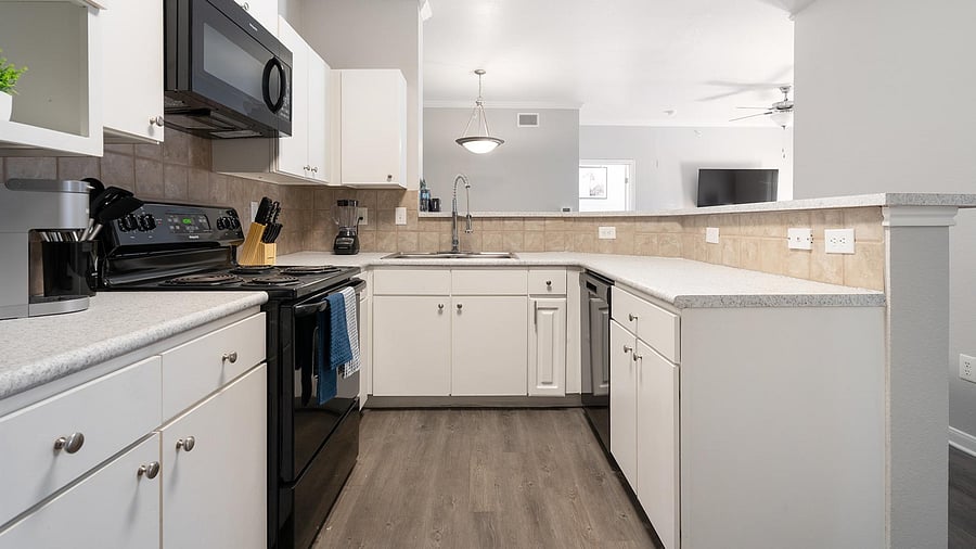 Furnished Finder property 1010517_6 photo 8