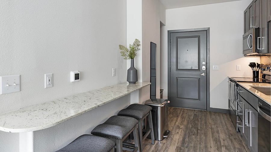 Furnished Finder property 1010536_10 photo 8