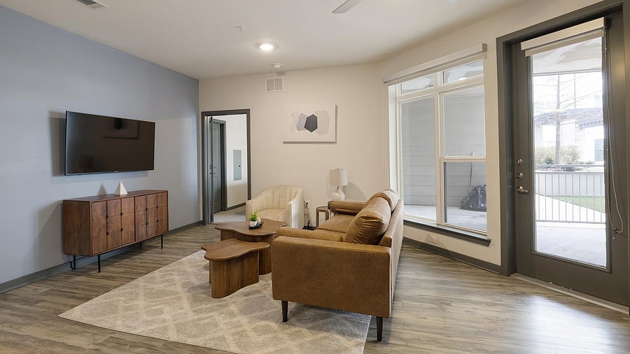 Furnished Finder property 1010536_9 photo 3