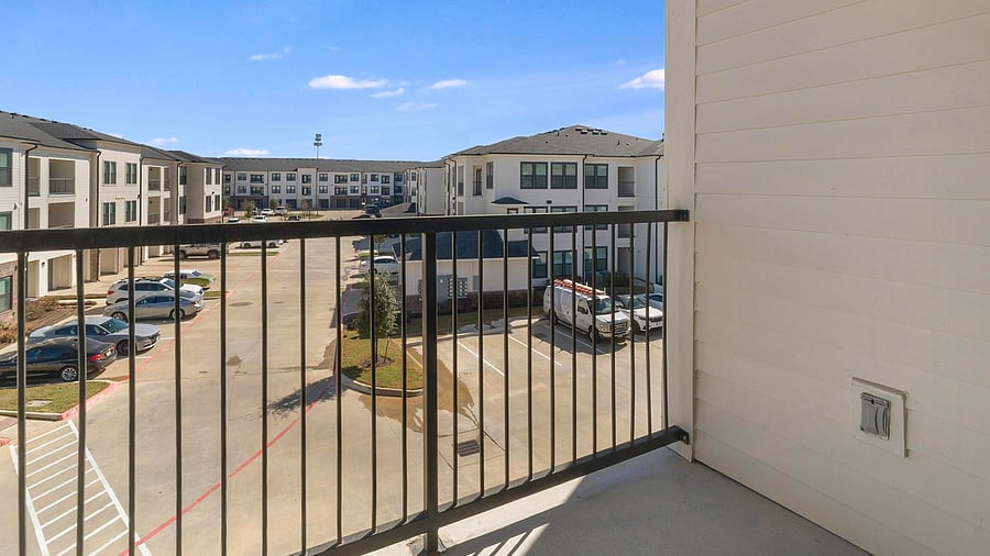Furnished Finder property 1010549_10 photo 12