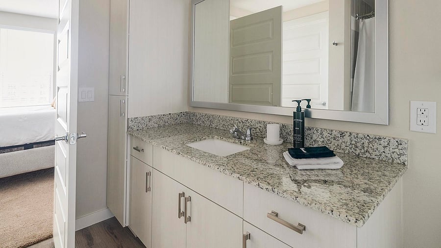Furnished Finder property 1010549_3 photo 10