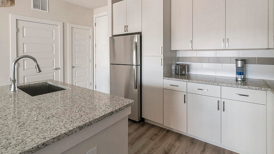Furnished Finder property 1010549_3 photo 6