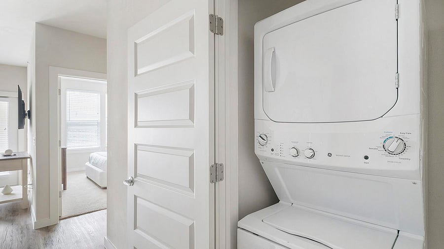 Furnished Finder property 1010549_7 photo 14